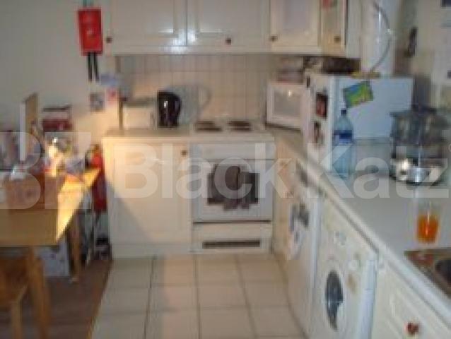 			New instruction, Studio Apartment, 1 bath, 1 reception Flat			 Sutherland Avenue, MAIDA VALE W9